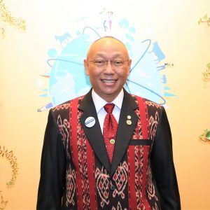 Dr. Bambang  Pontjo Priosoeryanto (IVMA)